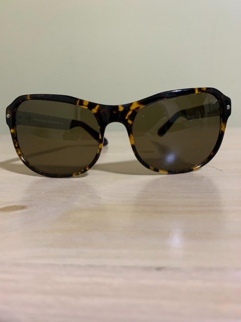 Sunglasses - Picture 3 of 9